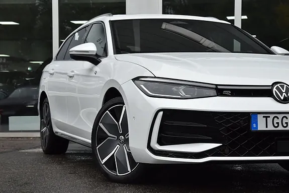 Volkswagen Passat 2025 photo 4