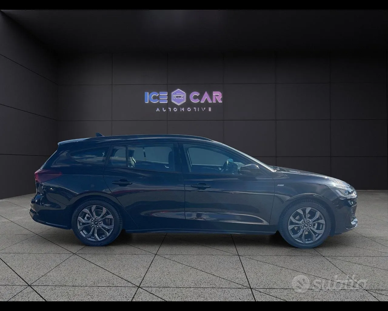 Ford Focus 2023 photo 4
