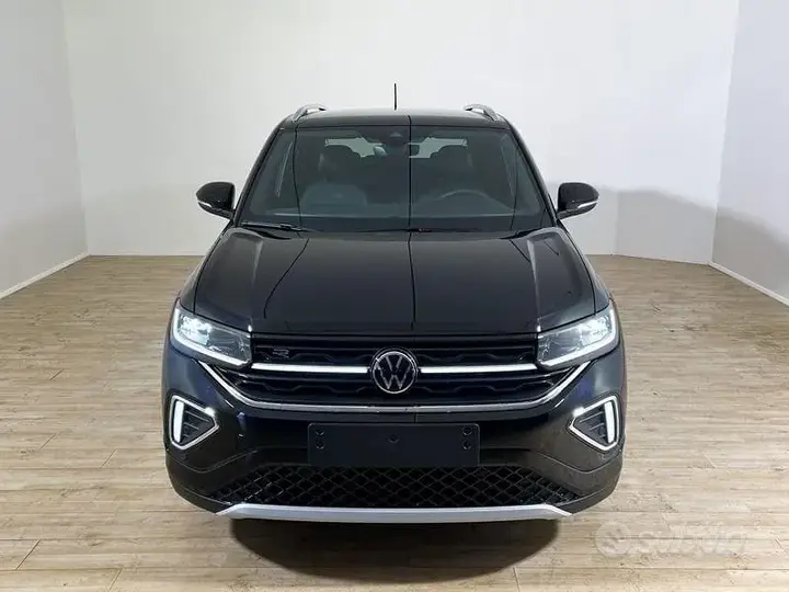 Volkswagen T-Cross 2026 photo 2