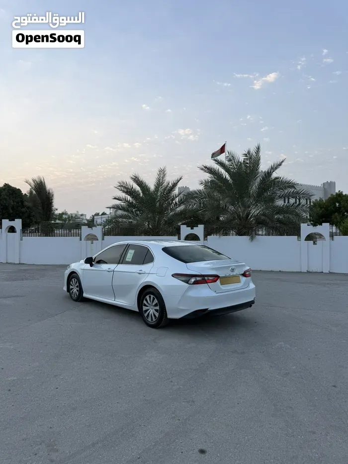Toyota Camry 2023 photo 4