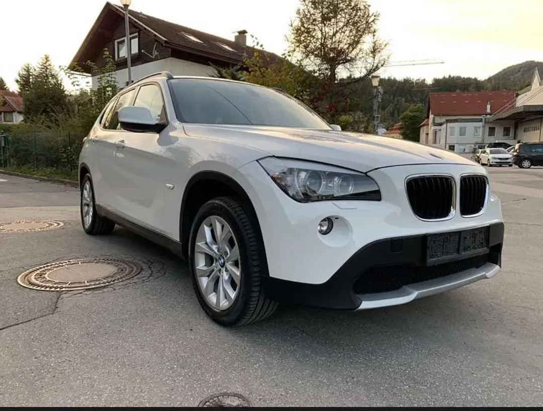BMW X1 2011 photo 2