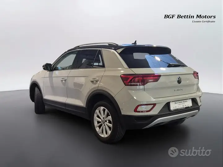 Volkswagen T-Roc 2024 photo 3