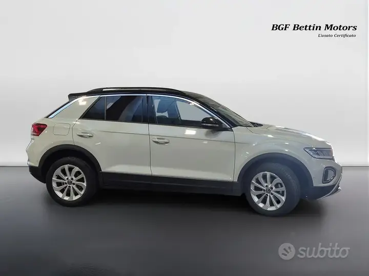 Volkswagen T-Roc 2024 photo 5