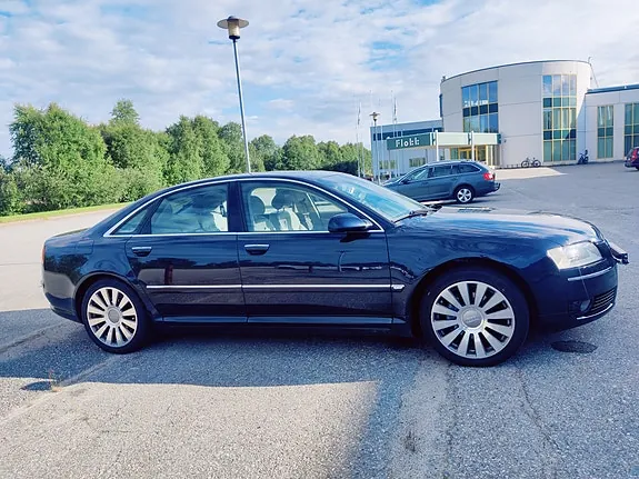 Audi A8 2005 photo 5