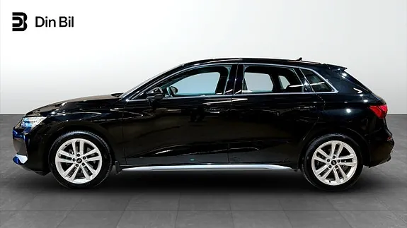Audi A3 2025 photo 2