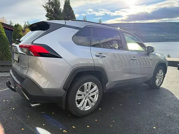 Toyota Rav4 2020 photo 4