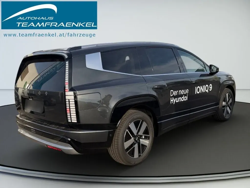 Hyundai Ioniq 9 photo 3