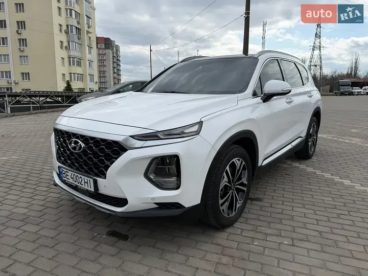 Hyundai Santa Fe 2019 photo 2
