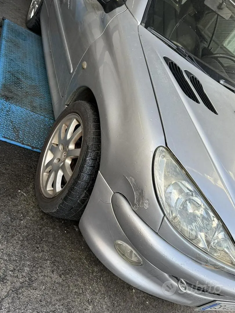 Peugeot 206 2001 photo 5
