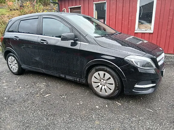 Mercedes-Benz B250