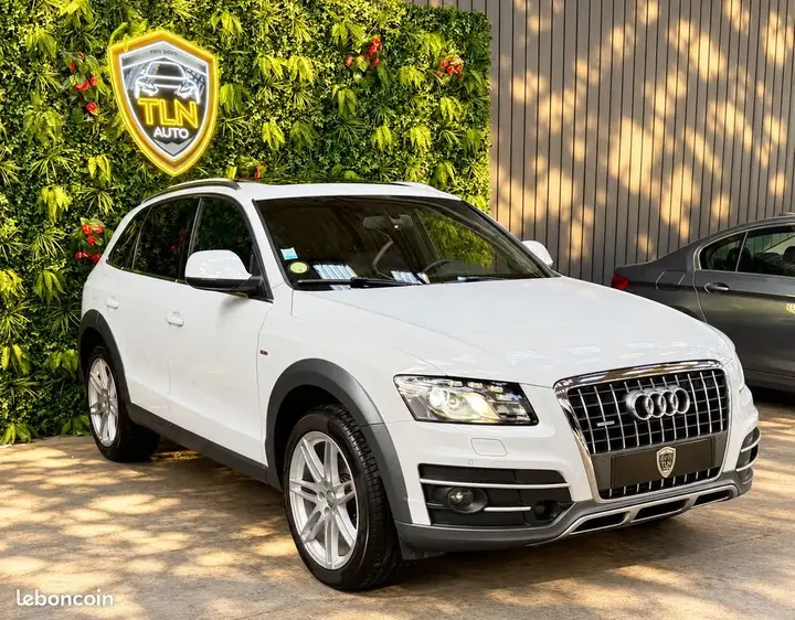 Audi Q5 2012 photo 3