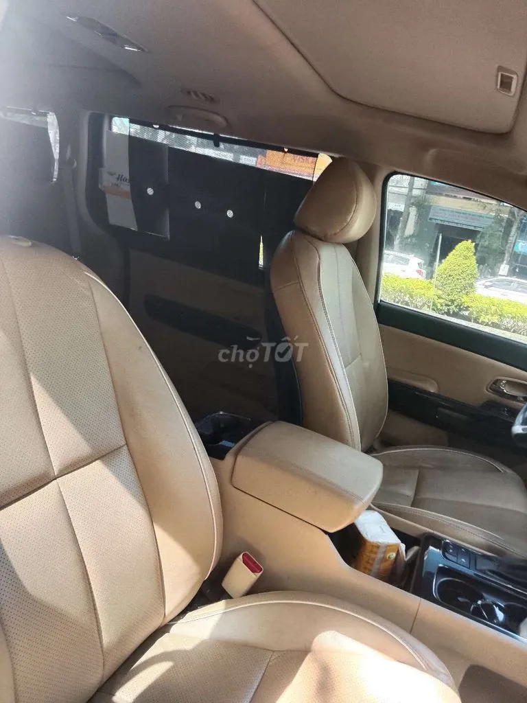 Kia Sedona 2017 photo 4