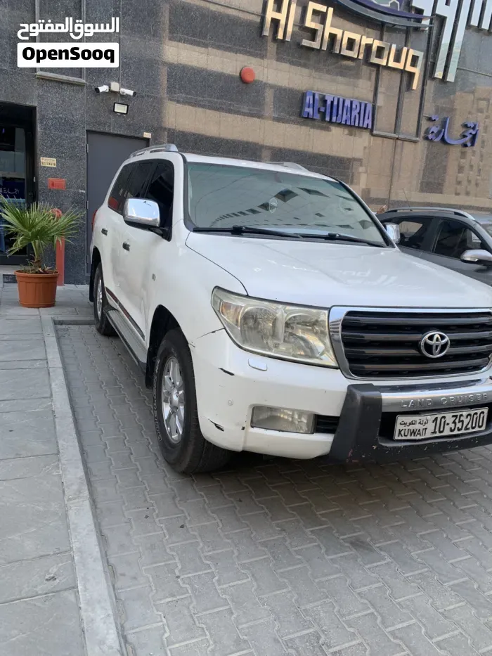 Toyota Land Cruiser Gxr 2010 photo 2