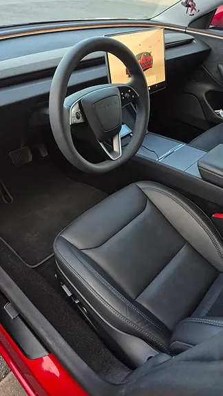 Tesla Model 3 2025 photo 4