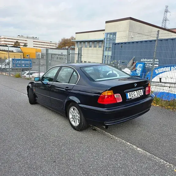 BMW 320I 2000 photo 4