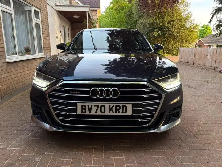 Audi A8 2020 photo 3