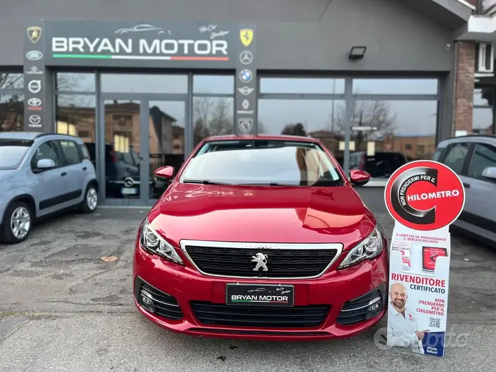 Peugeot 308 2020 photo 2