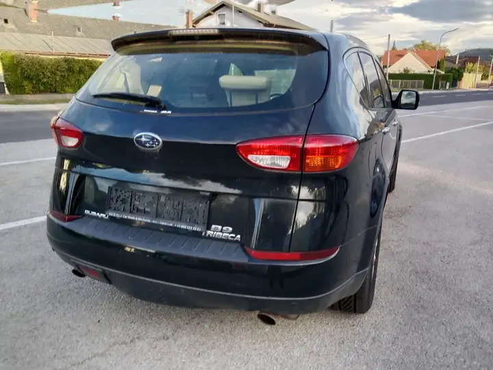 Subaru Tribeca 2006 photo 2