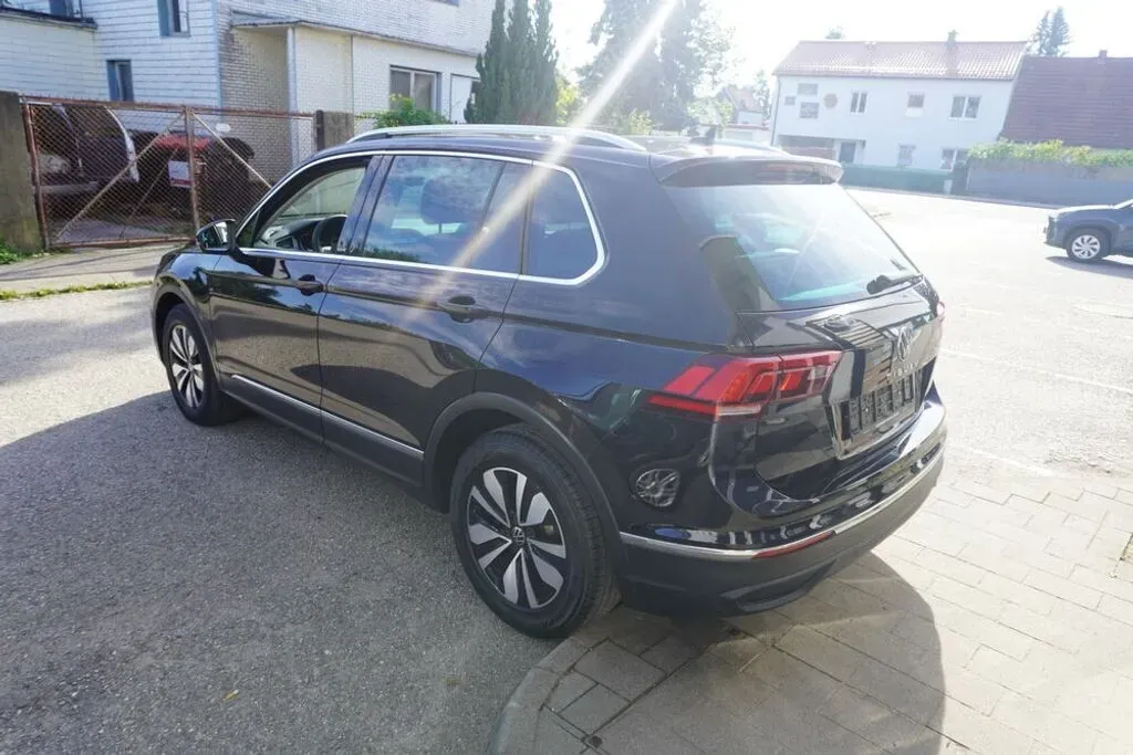 Volkswagen Tiguan 2024 photo 3