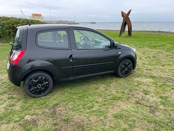 Renault Twingo 2012 photo 2