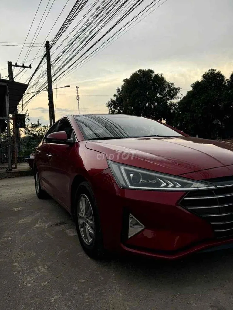 Hyundai Elantra 2019 photo 4