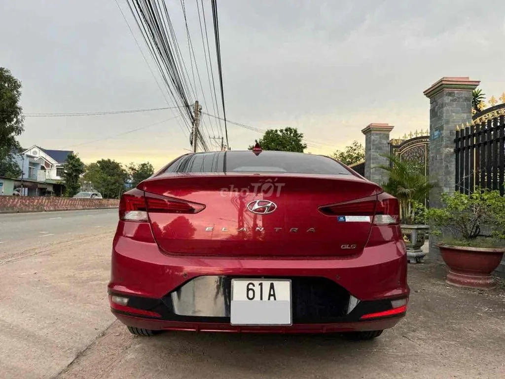 Hyundai Elantra 2019 photo 5