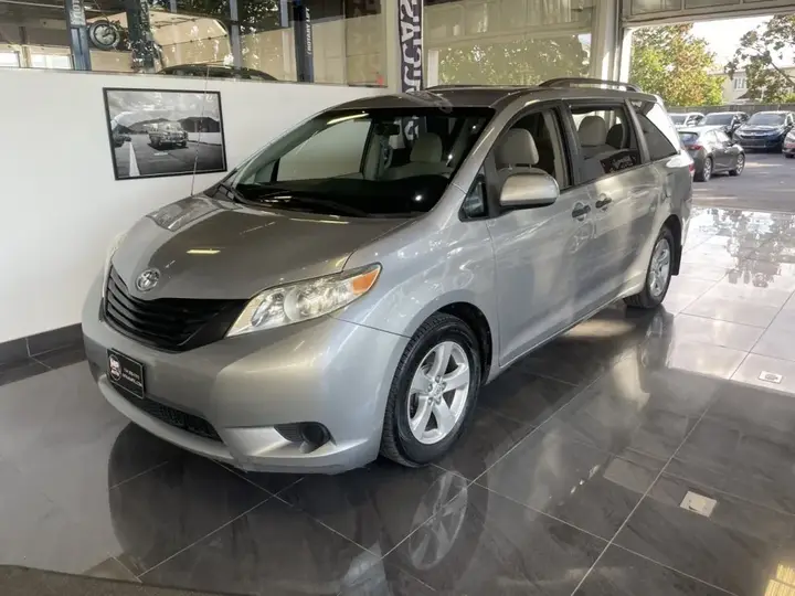 Toyota Sienna