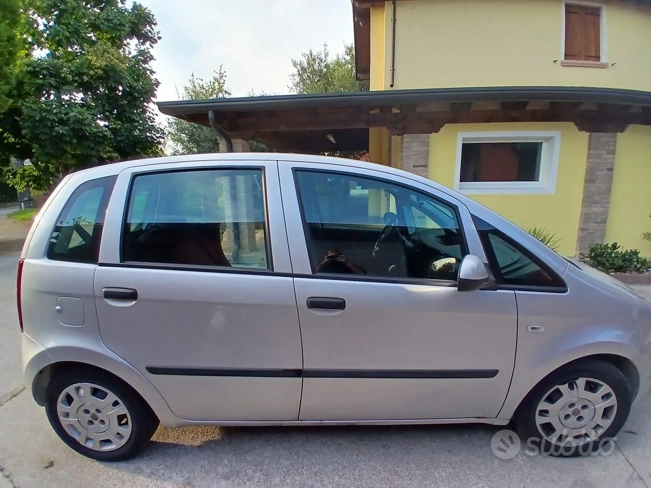 Fiat Idea 2012 photo 3