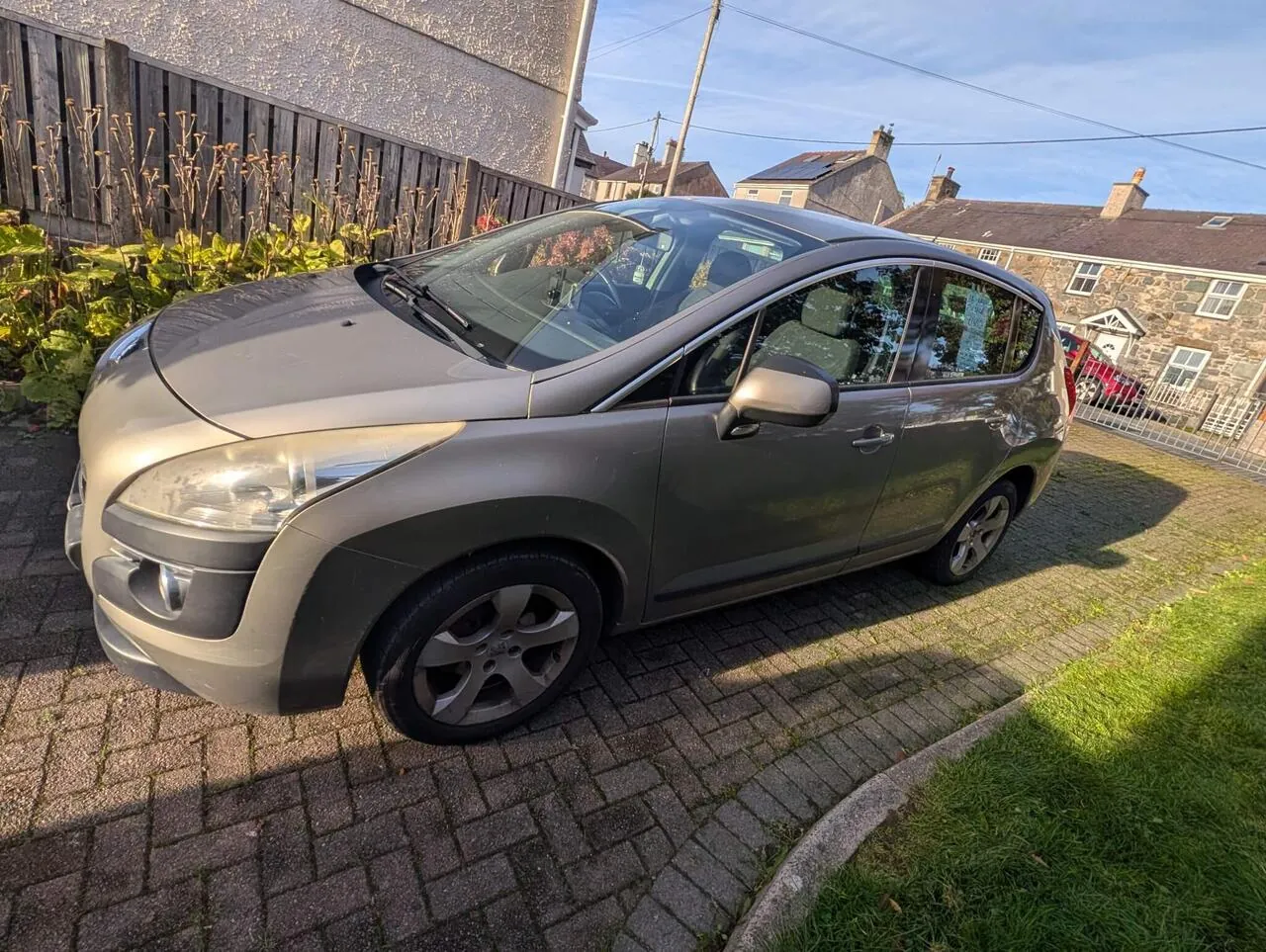 Peugeot 3008 2012 photo 2