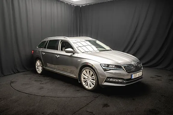 Skoda Superb 2023 photo 5