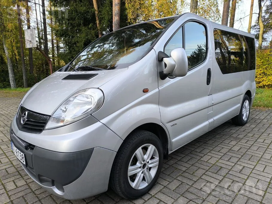 Opel Vivaro 2008 photo 4