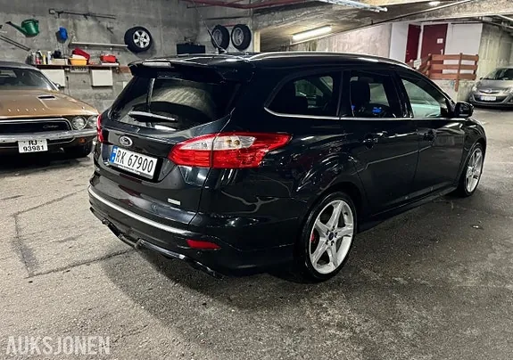 Ford Focus 2013 photo 5