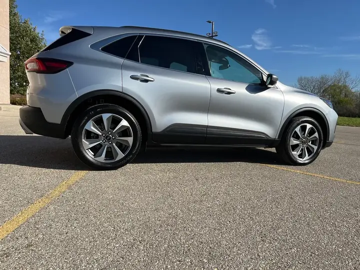 Ford Escape 2024 photo 5