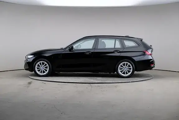 BMW 330E 2024 photo 4