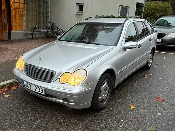 Mercedes-Benz C180