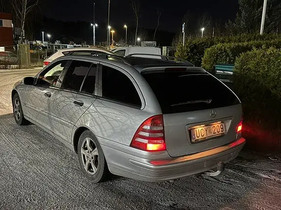 Mercedes-Benz C180 2003 photo 4
