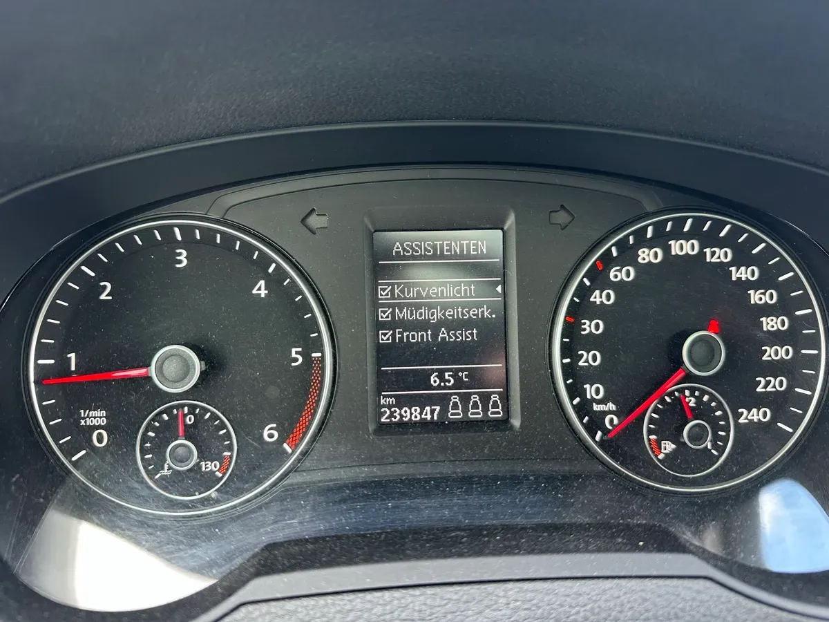 Volkswagen Sharan 2016 photo 3