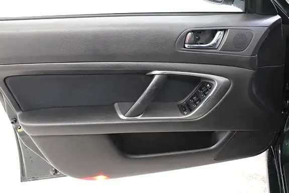 Subaru Legacy 2005 photo 5