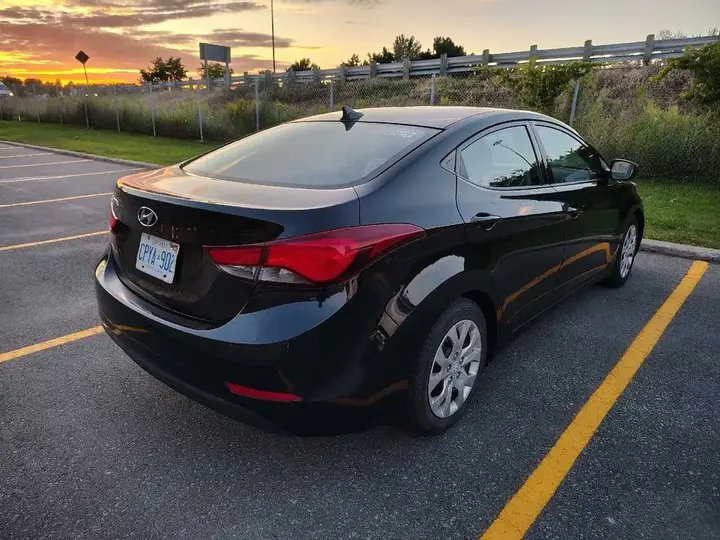 Hyundai Elantra 2014 photo 3
