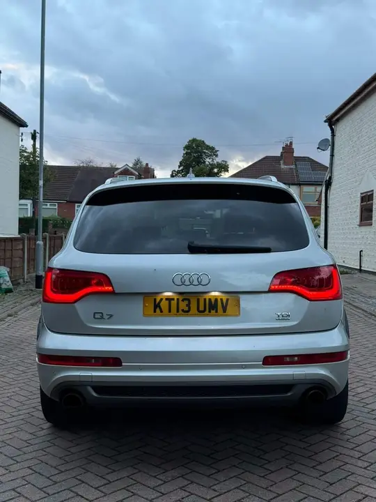 Audi Q7 2013 photo 3