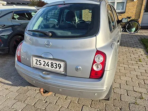 Nissan Micra 2008 photo 2