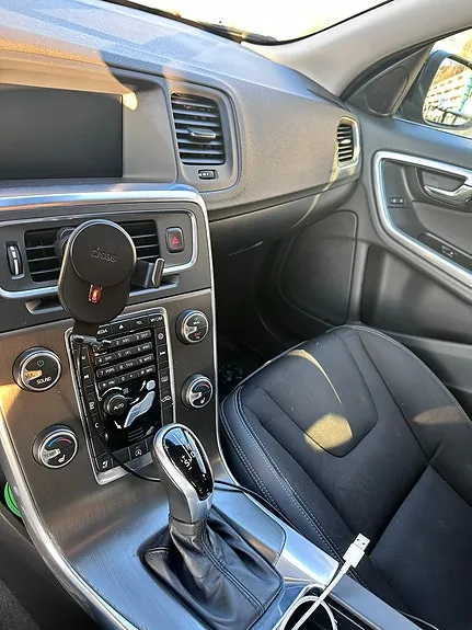 Volvo V60 2014 photo 5