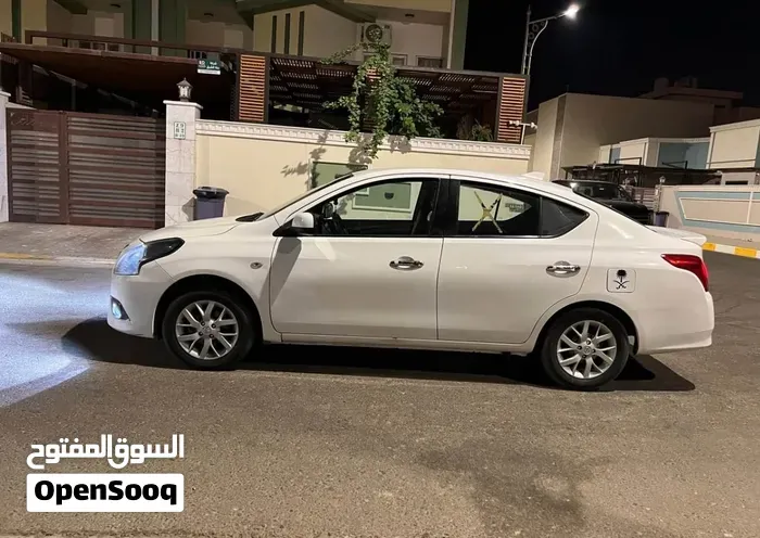 Nissan Sunny 2024 photo 4