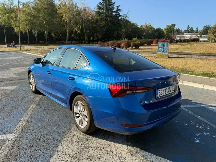 Skoda Octavia 2021 photo 3