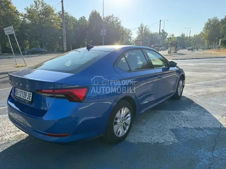 Skoda Octavia 2021 photo 2
