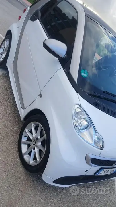 Smart Fortwo 2013 photo 2