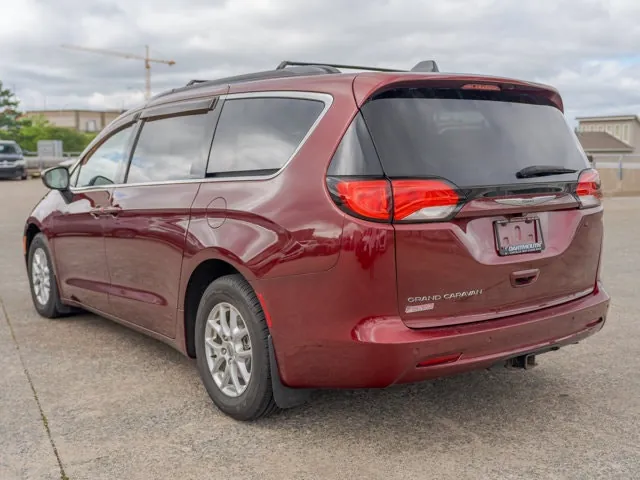 Chrysler Grand Caravan 2021 photo 3