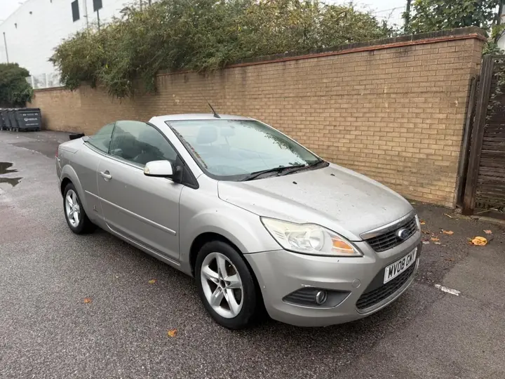 Ford Focus 2008 photo 2