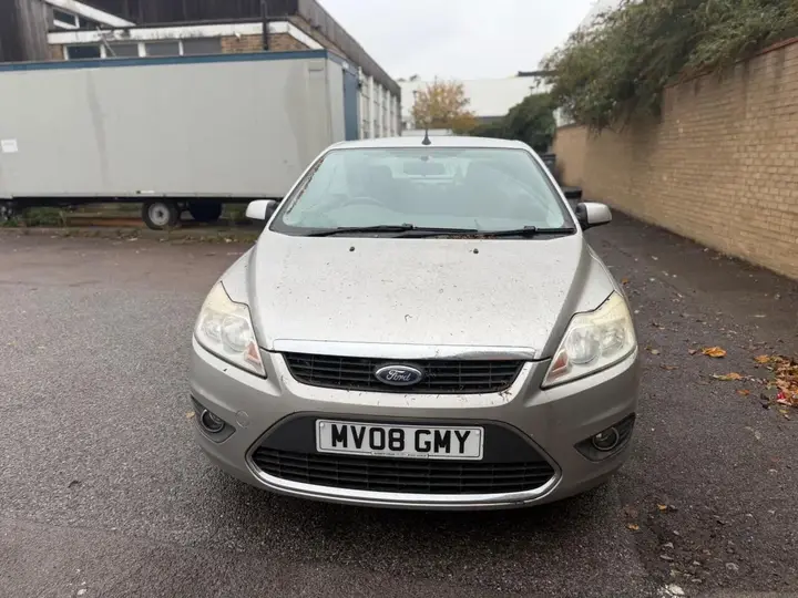 Ford Focus 2008 photo 3