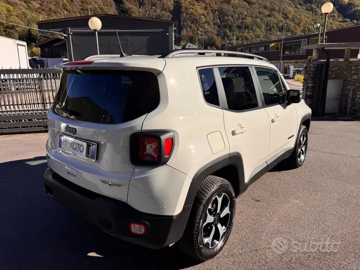 Jeep Renegade 2022 photo 4